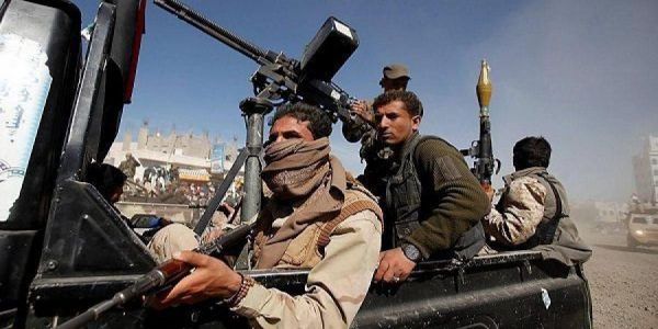 الحوثيون بصدد إقرار لائحة تتلاءم مع ظروف الحرب والحصار