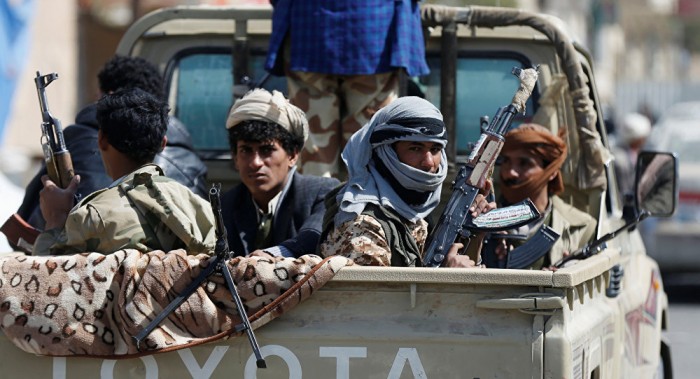20 جريحاً يصلون إلى مستشفيات المدينة : الحوثيون يعلنون حالة الاستنفار القصوى في الحديدة