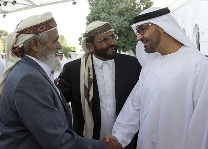 شيخ قبلي بارز يقترح ارسال وفد إلى الإمارات لطلب "الفزعة" لإنقاذ مارب (تفاصيل)