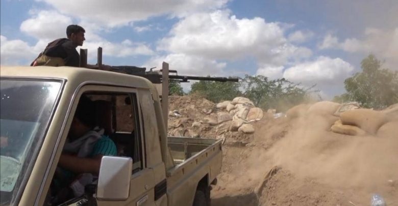 إخماد تحركات حوثية داخل الحديدة وأصابة مواطن برصاص الميليشيا في التحيتا (فيديو)