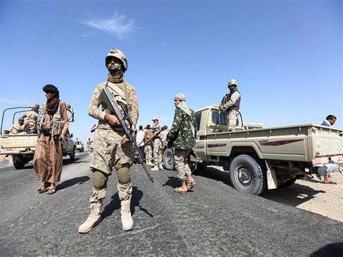 الحوثيون يغتالون قائد عسكري كبير وسط منطقة تسيطر عليها الشرعية.. (الاسم)