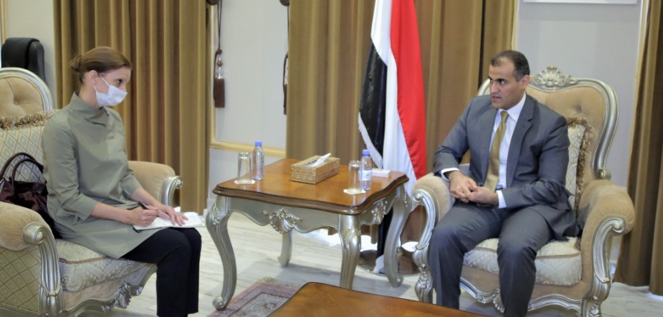 الحكومة اليمنية تدعو إلى نقل مقر البعثة الاممية في الحديدة إلى "مكان محايد"