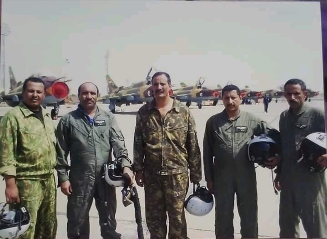 الإعلام الحوثي..ينعي أحد قياداته البارزه أثر غاره جويه أستهدفت منزله قبل قليل 