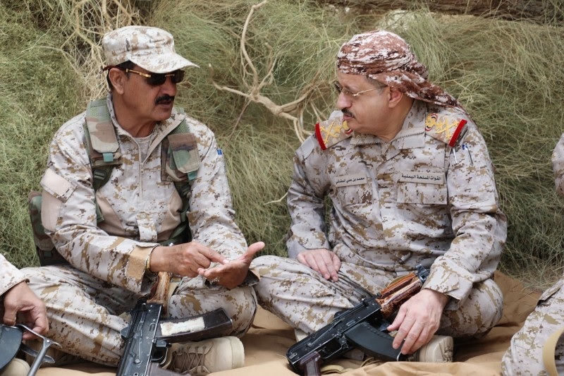 وزير الدفاع اليمني: المعركة مع الحوثي لن تتوقف إلا على عتبات القصر الجمهوري بصنعاء وهذه رسالتنا لـ طارق صالح - حوار