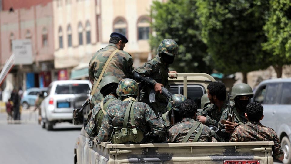 الإيرادات تفجر صراع حاد بين قيادات حوثية والمجلس المحلي بأمانة العاصمة