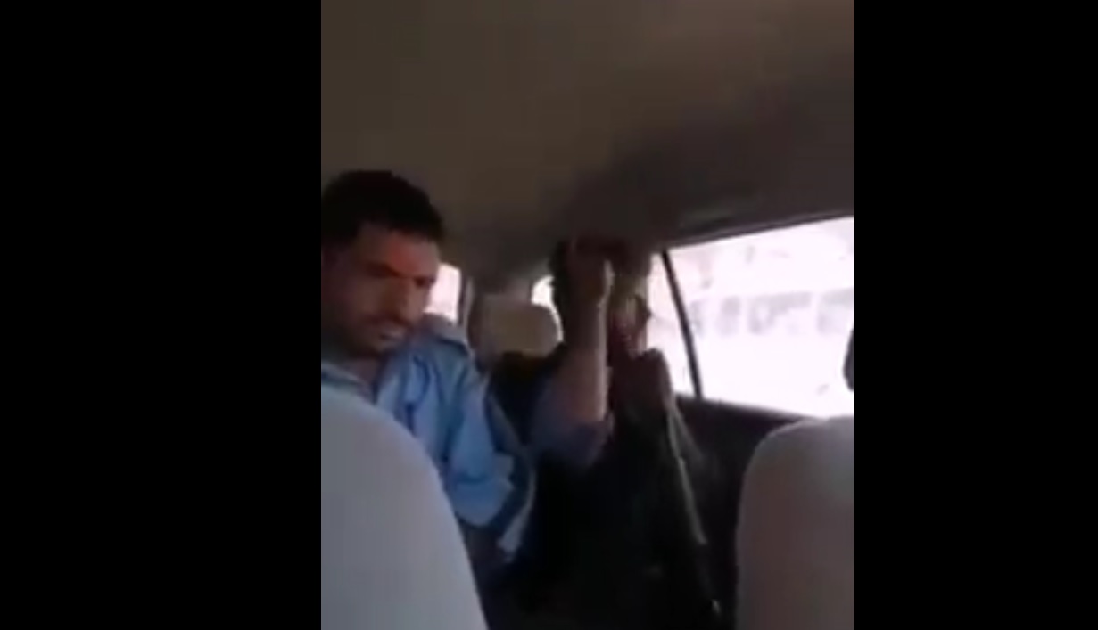 شاهد بالفيديو...عناصر حوثية تبتز مغتربين يمنيين