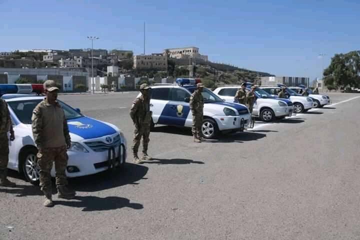 "العاصفة" تصدر تعليمات هامة للعسكريين والمدنيين في عدن
