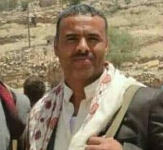 القبائل تزحف إلى صنعاء وتغلق خط المطار بعد مقتل شيخ قبلي بارز والحوثيون ينشرون المدرعات والتوتر سيد الموقف (تفاصيل)