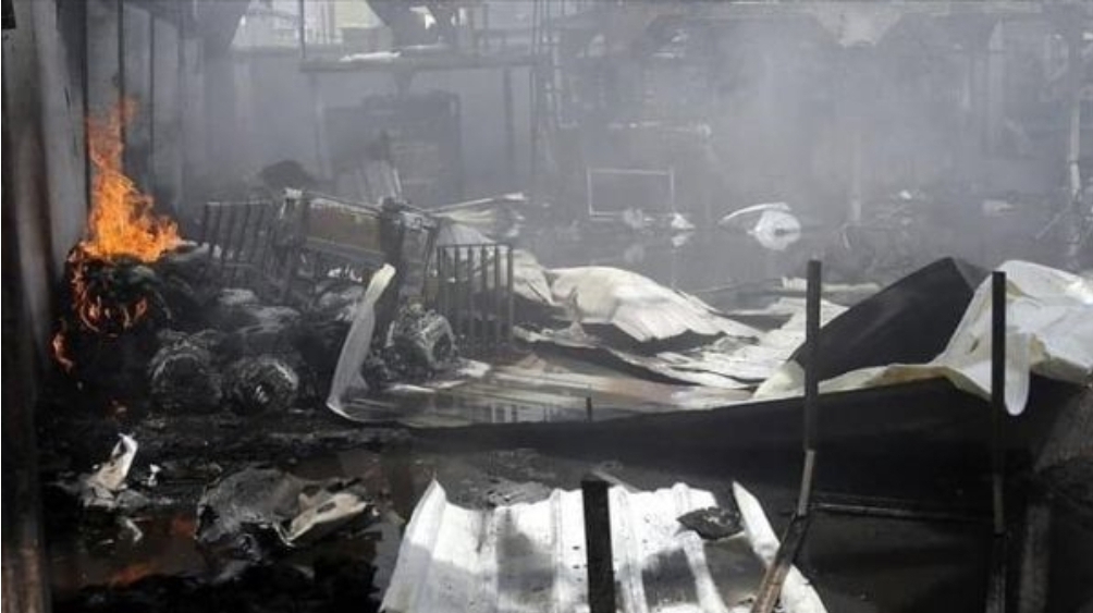 عاجل...مليشيا الحوثي في بيان رسمي .. يعترفون بعد أسبوعين من المغالطات: ألقينا ثلاث قنابل على اللاجئين