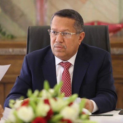 مستشار رئاسي: طريق واحد لبقاء اليمن دولة واحدة...وعلينا أن نصرخ ونقاوم 