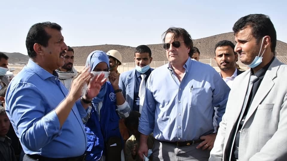 مسؤول محلي يوجه رسالة قوية لمنسق الشؤون الانسانية في اليمن بشأن مأرب (فيديو)