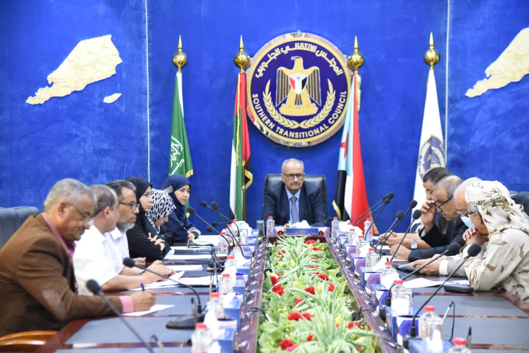 "الانتقالي" يعبّر عن ارتياحه لتشكيل الحكومة الجديدة ويؤكد حرصه على إنجاح مهامها
