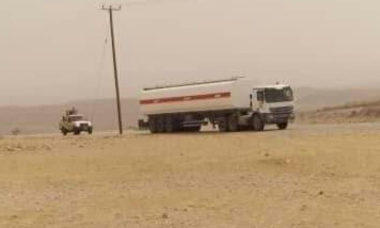 مجهولون يهاجمون قاطرات نقل مشتقات نفطية تتبع "الحثيلي" غرب حضرموت