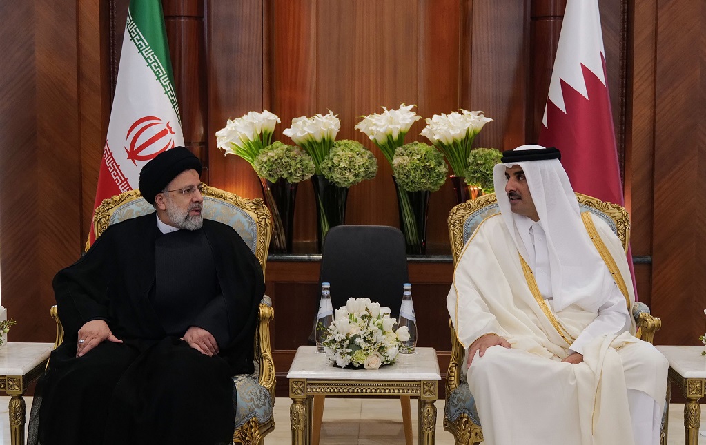 رئيس ايران من قطر يصف تدخل التحالف العربي في اليمن بـ"الاحتلال"
