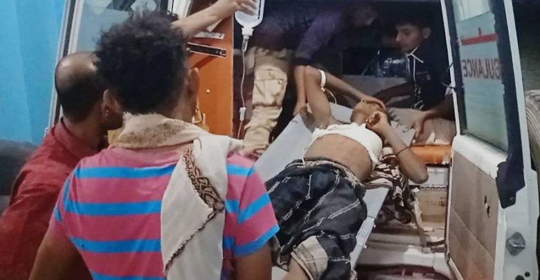 إصابة مدنيان برصاص قناص حوثي غرب اليمن 