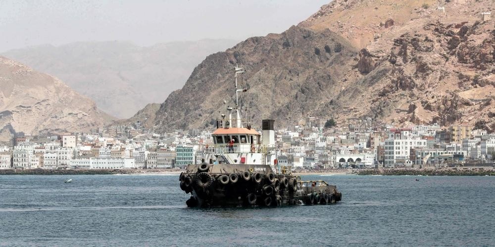 ضبط 17 قاطرة محملة بوقود الصواريخ تابعة للحوثيين شرق اليمن