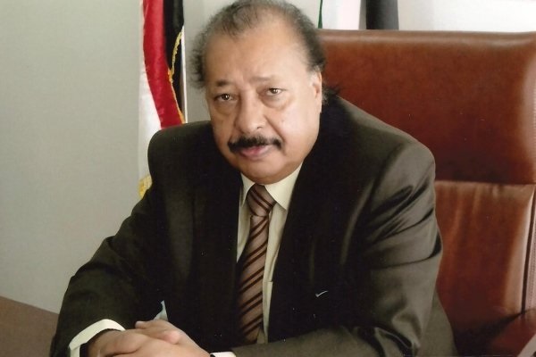 وفاة سياسي يمني بارز في الأردن