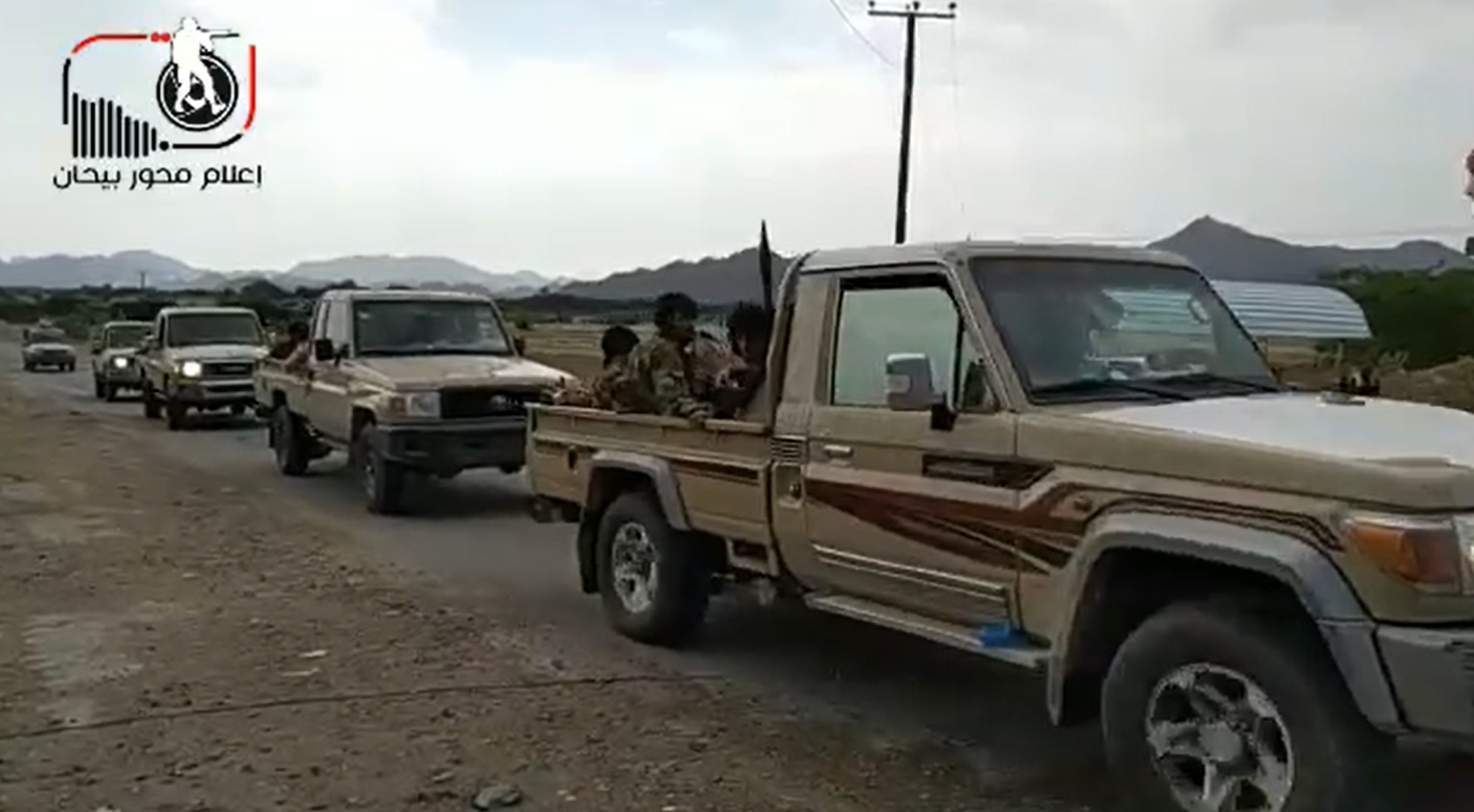 عاجل..القوات الحكومية ترسل تعزيزات وتستعيد السيطرة على مواقع حوثية شمال غرب شبوة (فيديو)
