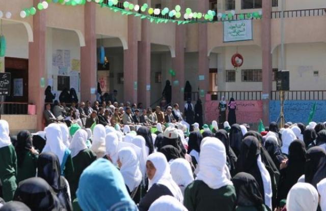 الحوثيون يجندون طالبات المدارس للتجسس على هذه الفئة والحكومة تؤكد أن الجميع سيدفع الثمن "غالياً"