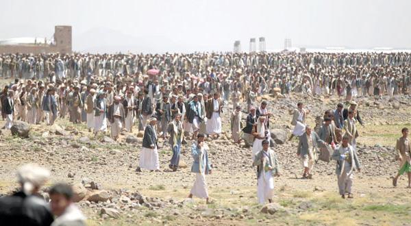 مشائخ ووجهاء قبائل اليمن يعلنون النفير العام وتتوعد بـ سحق الحوثيين.. وتزحف بآلاف المقاتلين