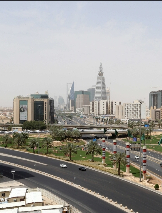 السعودية تكشف حقيقة تحويل تأشيرة زياره إلى أقامة في المملكة 