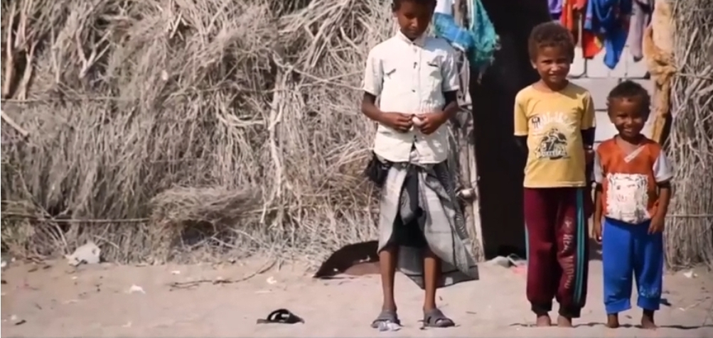 تهجير ودهس وإعاقة وخطف .. أم عبدالله تحكي إجرام الحوثيين بحقها وأبناءها الثلاثة"فيديو" 
