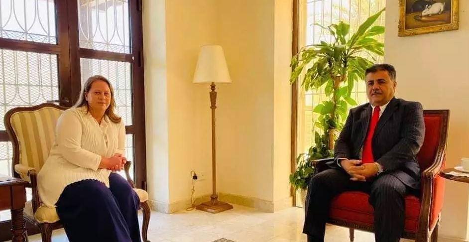 العيسي يدعو واشنطن إلى دعم أكبر لإحلال السلام في اليمن