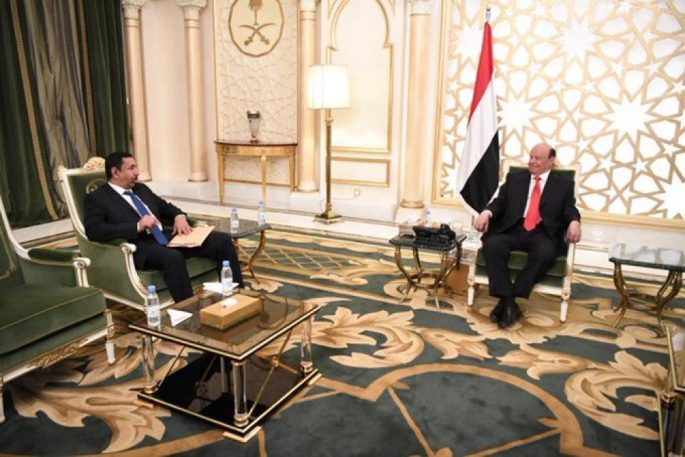 مصدر مسؤول بشبوة تكشف حقيقة تغيير المحافظ بن عديو.. وسبب زيارته الرياض!