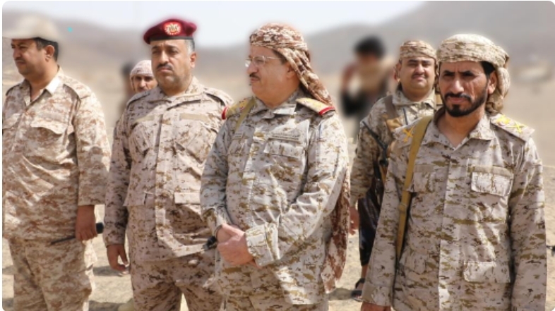 إستقبلها وزير الدفاع وصول تعزيزات ضخمة من محور أبيت للقتال ضد مليشيا الحوثي 