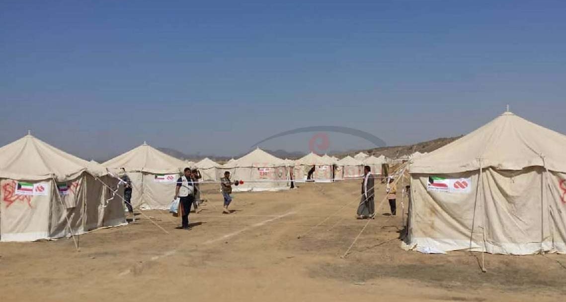 وحدة تنفيذية: الحوثيون استهدفوا مخيمات النازحين بالقذائف والطيران المسير في حجة 