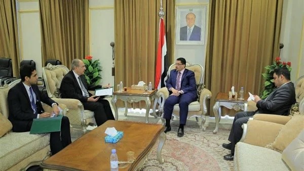 اليمن يثمن التسهيلات المقدمة لمواطنيه المُقيمين في مصر
