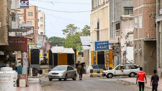 لص حاول سرقة حقيبة فتاة في عدن وهذه النتيجة