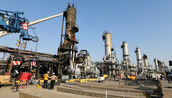 أرامكو: العملاء لم يتأثروا بهجوم ميليشيا الحوثي على محطة جدة