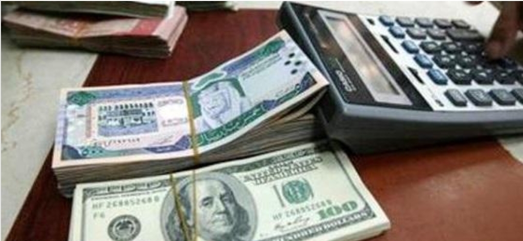 الدولار يتجاوز الـ 600 ريال في صنعاء … أخر تحديث لأسعار صرف العملات الاجنبية مقابل الريال اليمني صباح الخميس