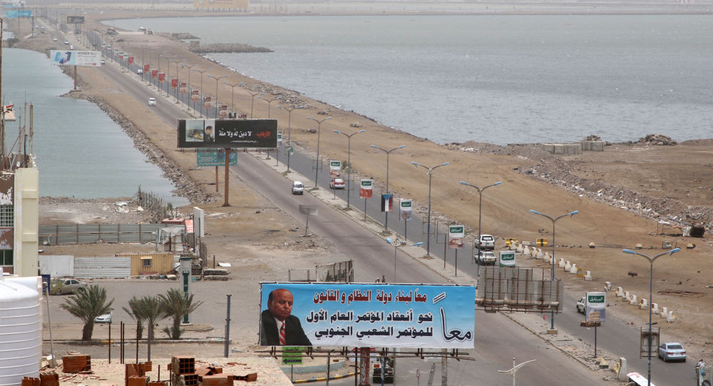 معلومات خطيرة.. الكشف عن بيع أسلحة ثقيلة من عدن لثلاث محافظات