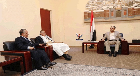 أبو راس يمنح "الحوثيين" الضوء الاخضر لاستهداف "المؤتمريين" المؤيدين للتحالف 