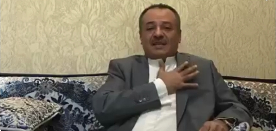 شاهد مليشيا الحوثي تنهب منزل صاحب شركة موبايلي "فيديو"