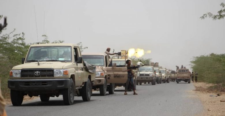 تجدد الاشتباكات بين "المشتركة" والحوثيين جنوب الحديدة