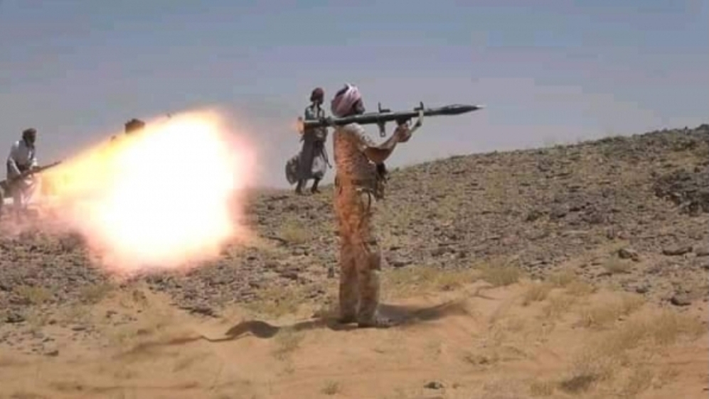 مصدر عسكري يكشف ماذا حدث للمليشيات الحوثية في جبهة الكسارة فجر اليوم؟