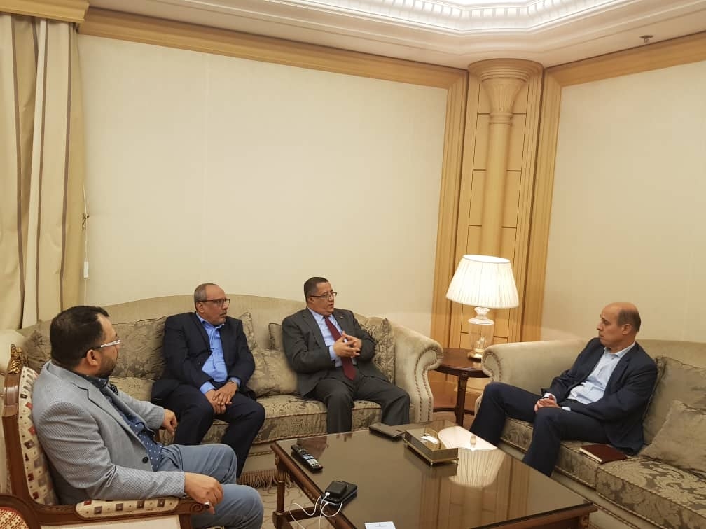 الانتقالي: ملتزمون بتنفيذ كافة بنود "اتفاق الرياض"