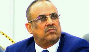 الميسري يوجه بإيقاف العمل بمصلحة الهجرة والجوازات بوادي حضرموت