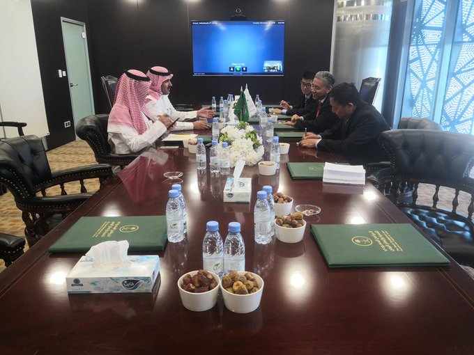 لقاء صيني سعودي يؤكد على تحقيق السلام في اليمن