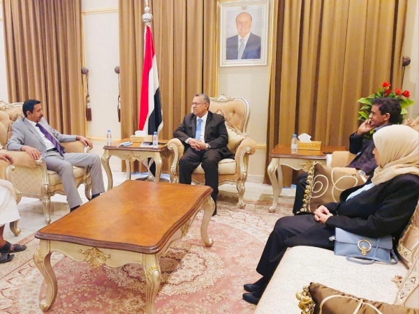 أشاد بإنجاز ميناء قنا.. رئيس مجلس الشورى "بن دغر" يؤكد دعم الشرعية بكامل هيئاتها لخطوات سلطة شبوة