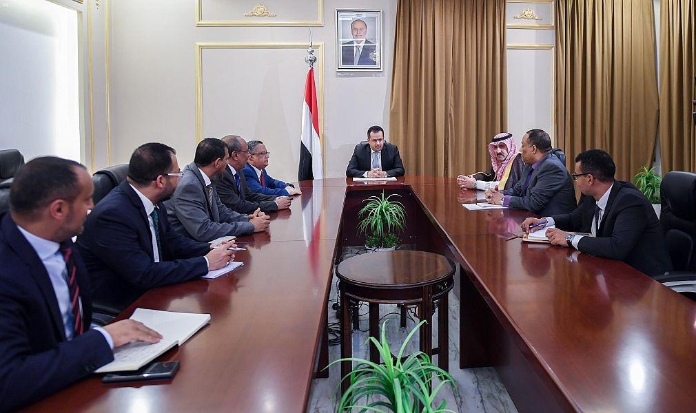 مشاورات مرتقبة بين الحكومة والانتقالي لاستكمال اتفاق الرياض