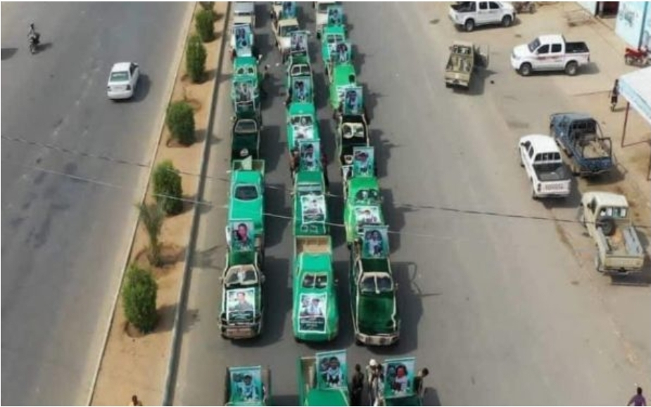 أغلبهم برتب عسكرية.. بيانات وأسماء 131 قتيلاً حوثياً أقرت بهم المليشيات