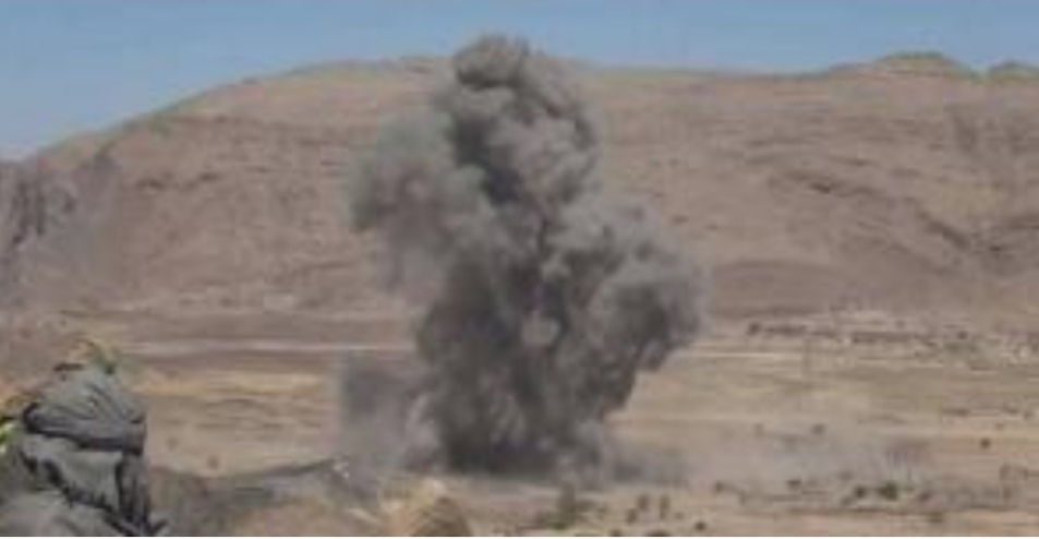 الجيش والتحالف يدمران 12 طقمًا حوثيًا شرق صنعاء