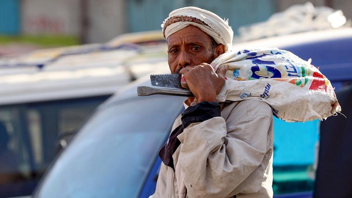 تضخم جيش العاطلين في اليمن...ملايين العمال على رصيف البطالة