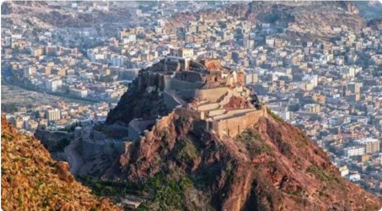 أصابة راعيتين يمنيتين برصاص قناصة المليشيا الحوثي غرب تعز