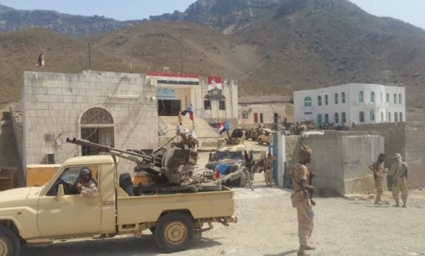 "الانتقالي" يدفع بتعزيزات عسكرية إلى مركز محافظة سقطرى