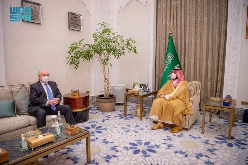 بن سلمان يبحث مع المبعوث الأميركي الوصول إلى حل سياسي شامل للأزمة في اليمن